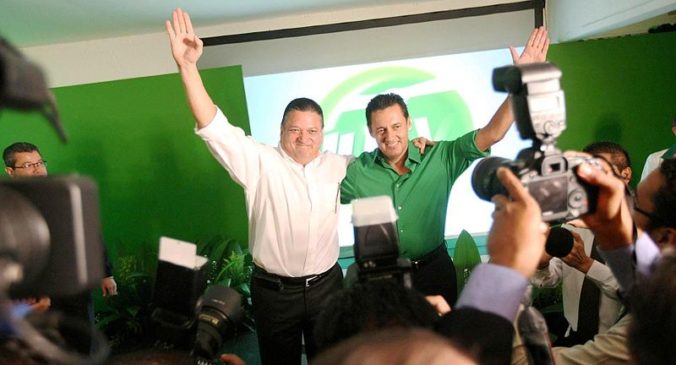 Johnny Araya y Antonio Alvarez Desanti